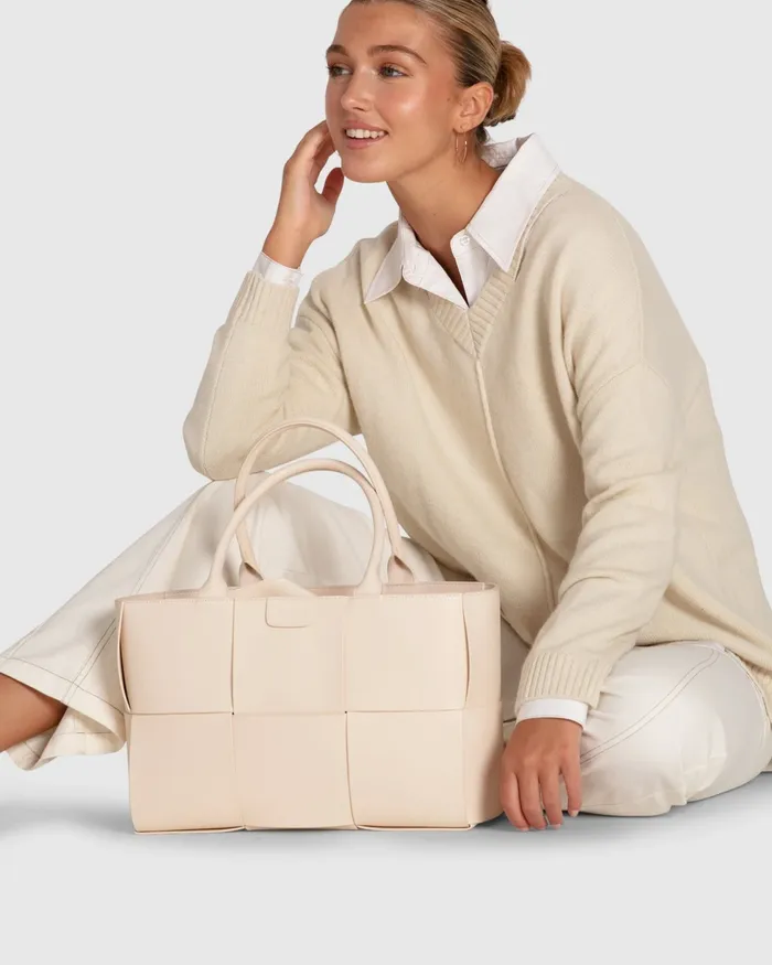 Belle and Bloom Tops Women Wonder Of You Cashmere Blend Oversized Jumper 8211 Cream Belle and Bloom Tops Women Wonder Of You Cashmere Blend Oversized Jumper 8211 Cream