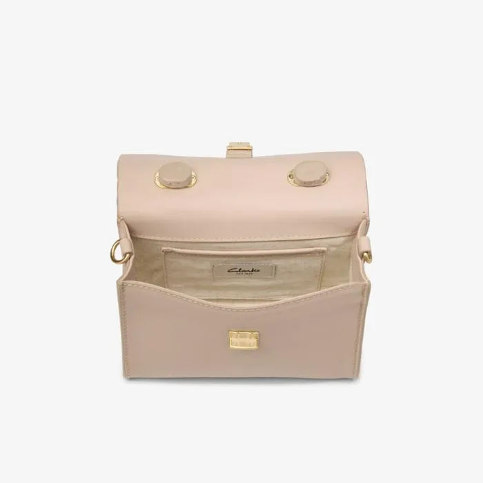 Clarks Roslyn Ritzy Sand Leather Across Body Bag Sand Leather Women Women039s Bags