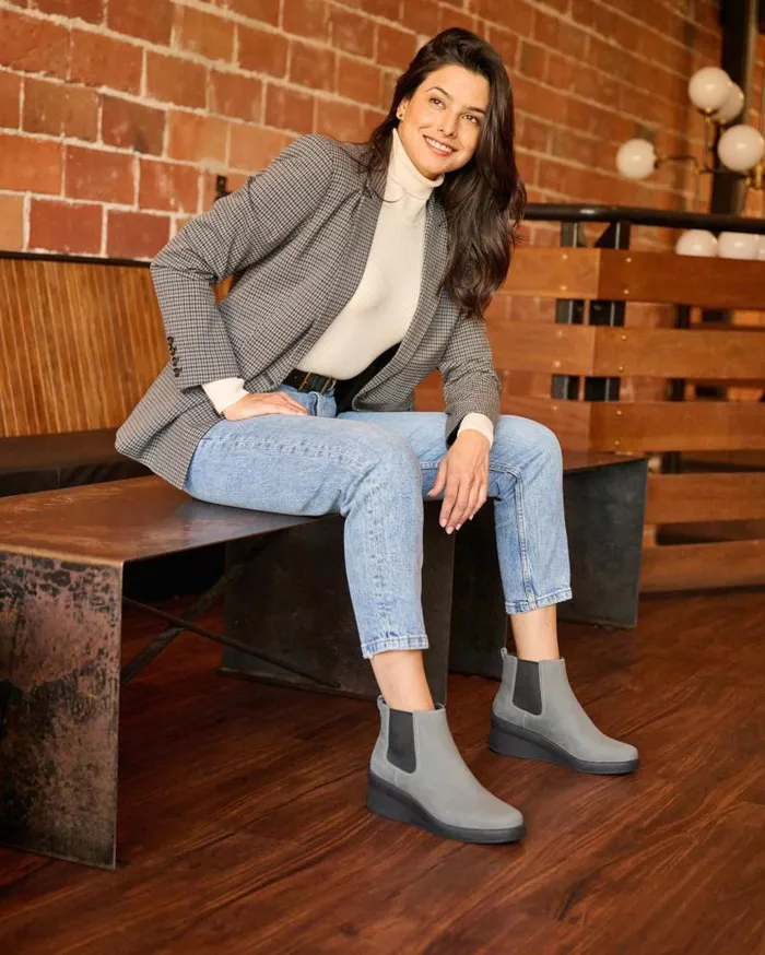 ABEO Passage Chelsea Metatarsal Grey Womens Abeo Boots