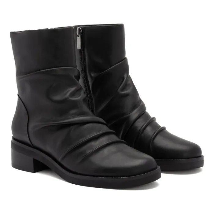 ABEO Traverse Scrunch Metatarsal Black Womens Abeo Boots