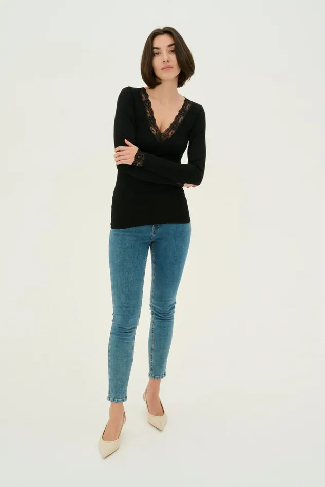 Blouses Women CULTURE CUcamilla Tshirt Black