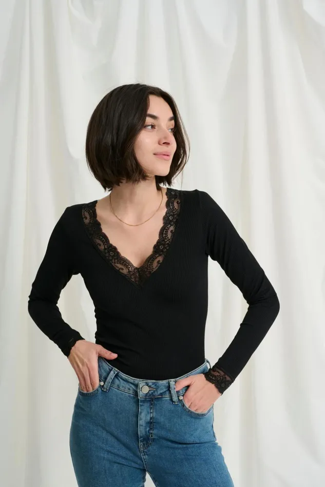Blouses Women CULTURE CUcamilla Tshirt Black