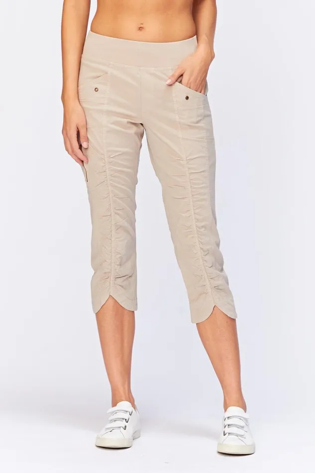 Clothing Crops XCVI Iris Crop Sand
