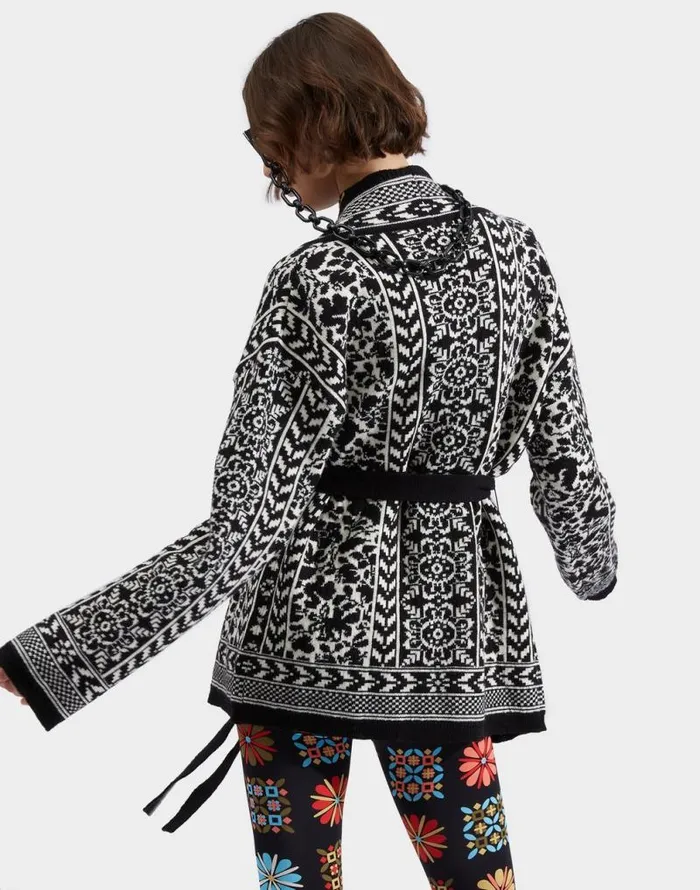 Cozy Cardigan Black White Women La Double J Knitwear Cozy Cardigan Black White Women La Double J Knitwear