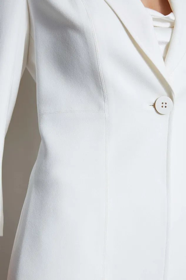 Elie Tahari Single Breasted Dart Blazer Foam Women Jackets and Blazers