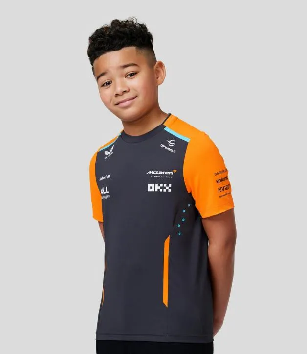 Junior Castore Junior McLaren Official Teamwear Set Up TShirt Formula 1 8211 PhantomPapaya Junior Castore Junior McLaren Official Teamwear Set Up TShirt Formula 1 8211 PhantomPapaya