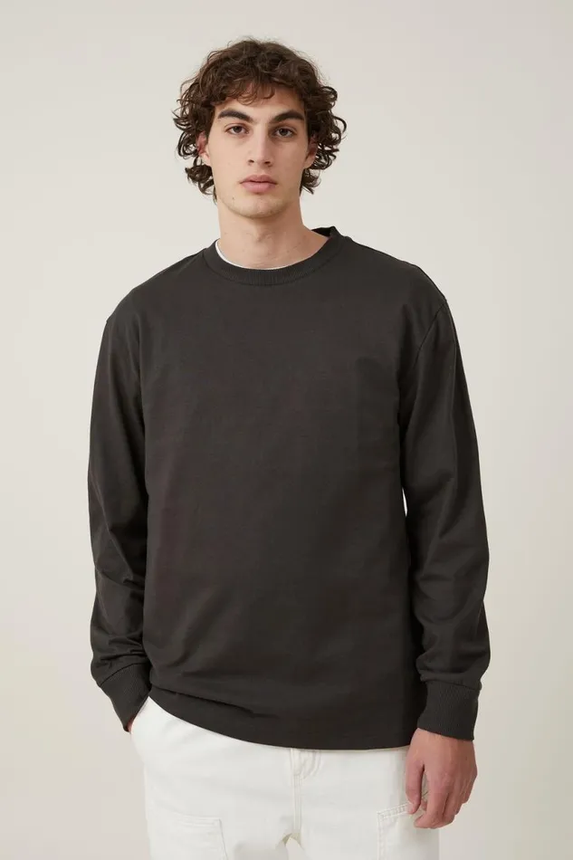 Loose Fit Long Sleeve Tshirt Washed Black Men Cotton On Tees and Tanks
