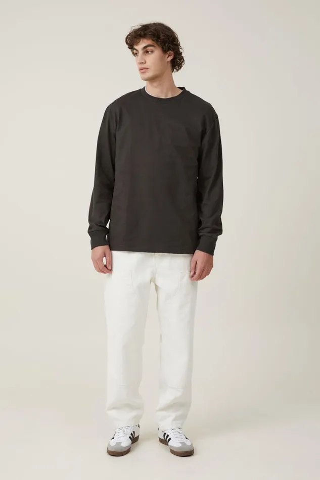 Loose Fit Long Sleeve Tshirt Washed Black Men Cotton On Tees and Tanks Loose Fit Long Sleeve Tshirt Washed Black Men Cotton On Tees and Tanks
