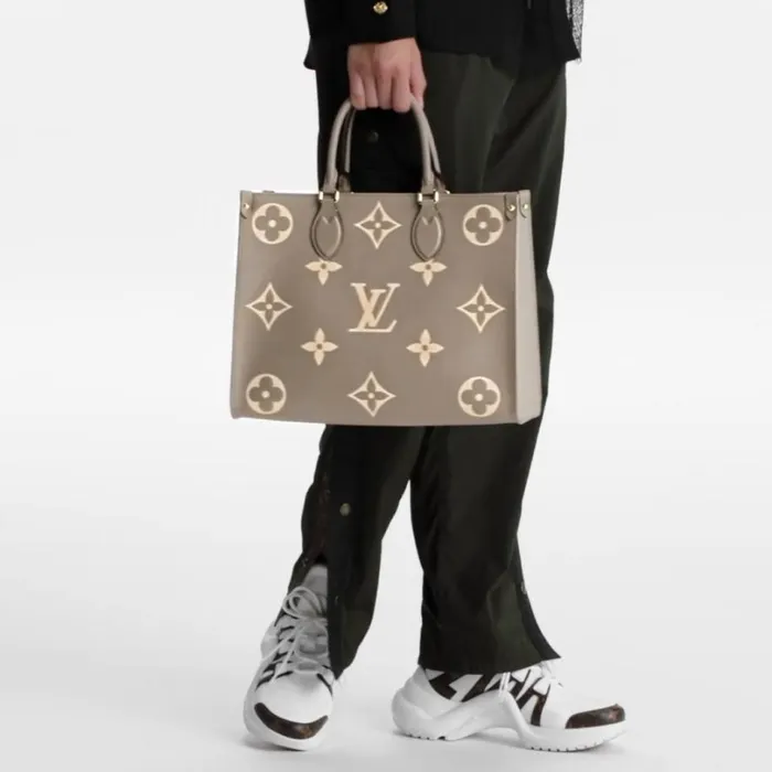 Louis Vuitton Onthego Bag Louis Vuitton OnTheGo MM M45494 Dove Cream 8211 Louis Vuitton Handbag Store 8211 Women