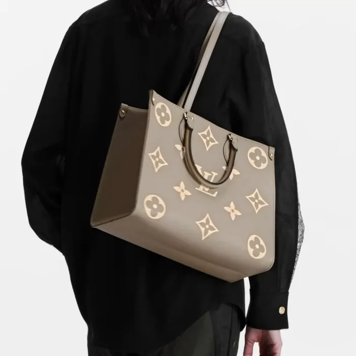 Louis Vuitton Onthego Bag Louis Vuitton OnTheGo MM M45494 Dove Cream 8211 Louis Vuitton Handbag Store 8211 Women