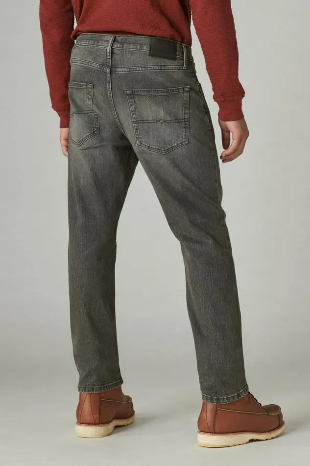 Lucky Brand 410 Athletic Straight Comfort Stretch Jean Hanover Men Jeans