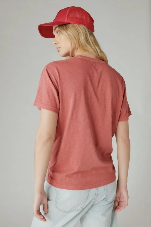 Lucky Brand Lucky Double Clover Boyfriend Tee Cardinal Women Graphic Tees