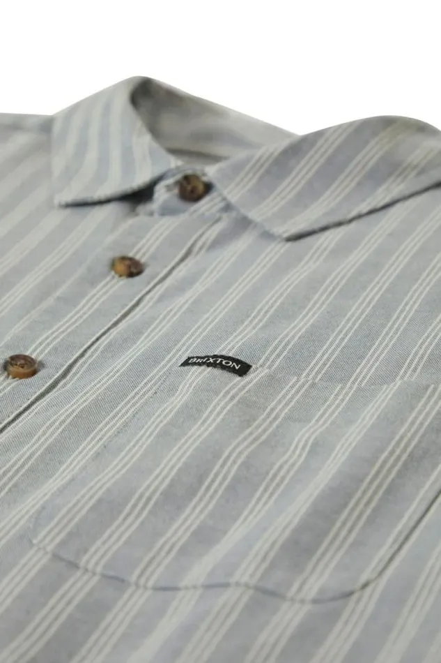 Men CRU Oxford Stripe SS Shirt Basalt Bluewhitcap Stripe Brixton Button Ups