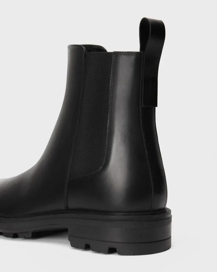 Men Theory Shoes Chelsea Boot In Leather Black