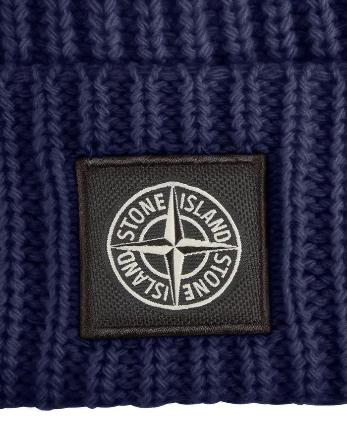 Mens N10B5 Beanie In Navy Stone Island Caps 038 Beanies
