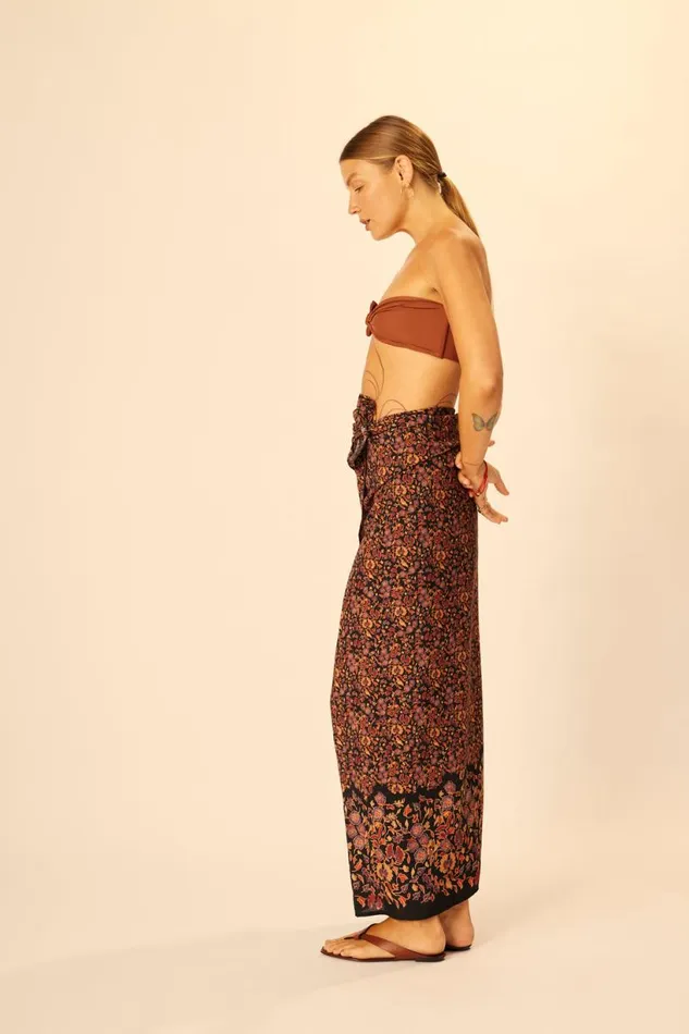 Natalie Martin SARONGSCARF Petite Fleur Noire Shop Bottoms