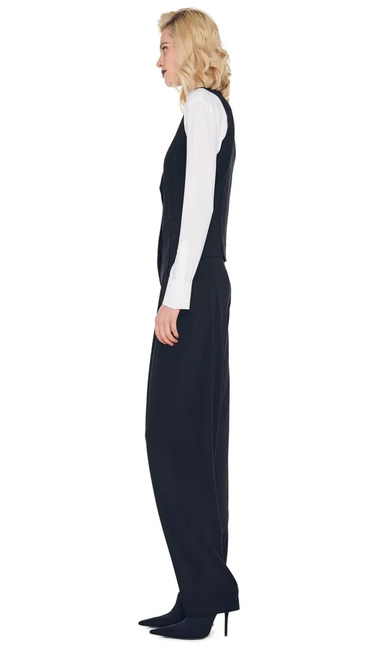 Norma Kamali Wardrobe TAPERED PLEATED TROUSER With VEST WITH LAPEL 8211 Clothing Norma Kamali Wardrobe TAPERED PLEATED TROUSER With VEST WITH LAPEL 8211 Clothing