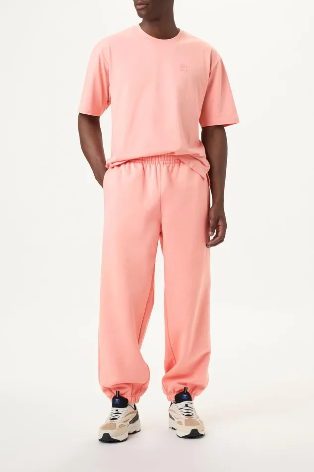 Pants and Shorts Men Fila Apex Relaxed Jogger 800 Coral Almond Pants and Shorts Men Fila Apex Relaxed Jogger 800 Coral Almond