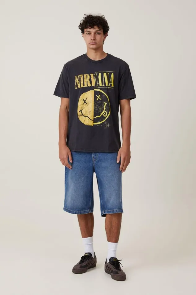Premium Loose Fit Music TShirt Lcn Mt Blacknirvana 8211 Smiley Half Men Cotton On Tees and Tanks Premium Loose Fit Music TShirt Lcn Mt Blacknirvana 8211 Smiley Half Men Cotton On Tees and Tanks