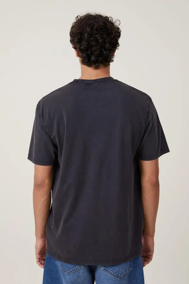Premium Loose Fit Music TShirt Lcn Mt Blacknirvana 8211 Smiley Half Men Cotton On Tees and Tanks Premium Loose Fit Music TShirt Lcn Mt Blacknirvana 8211 Smiley Half Men Cotton On Tees and Tanks