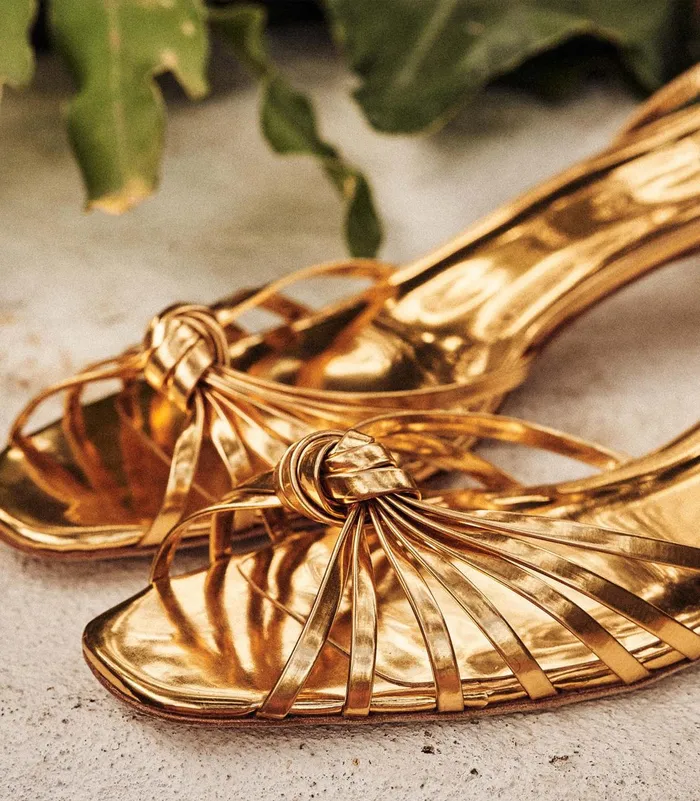 Shoes Women DEN Hepburn Heel Gold