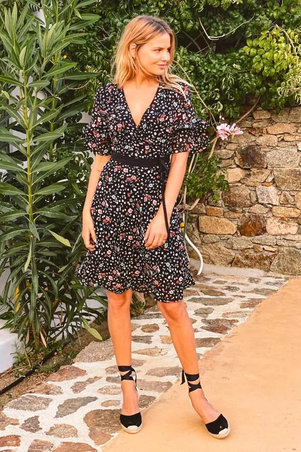 Sosandar Dresses Women Black Floral Print Ruffle Sleeve Dress Black