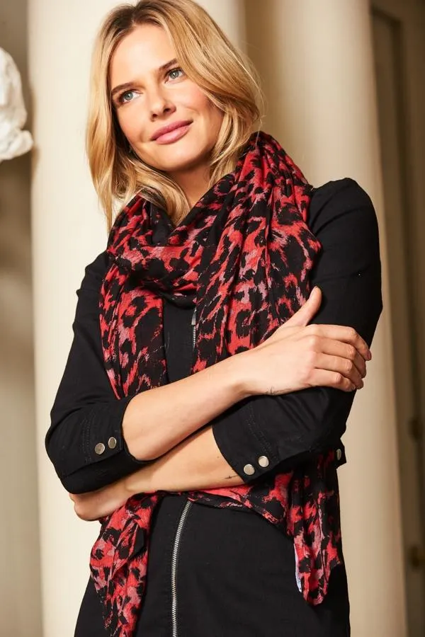 Sosandar Hats Scarves and Gloves Women Red and Black Animal Print Scarf Red Black