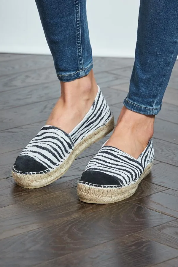Sosandar Sandals and Flip Flops Women Paloma Zebra Print Leather Flat Espadrille Sosandar Sandals and Flip Flops Women Paloma Zebra Print Leather Flat Espadrille