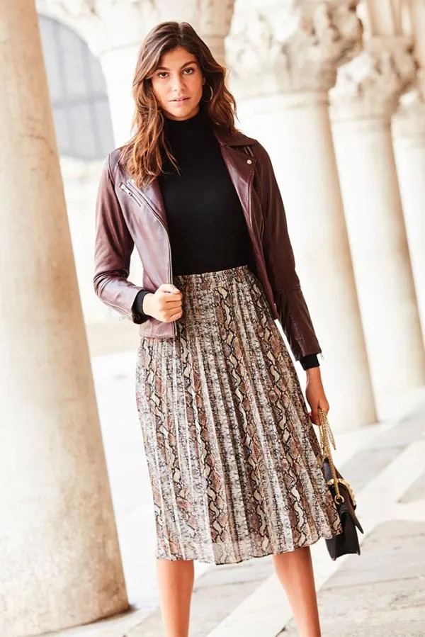 Sosandar Skirts Women Snake Print Pleated Skirt Sosandar Skirts Women Snake Print Pleated Skirt