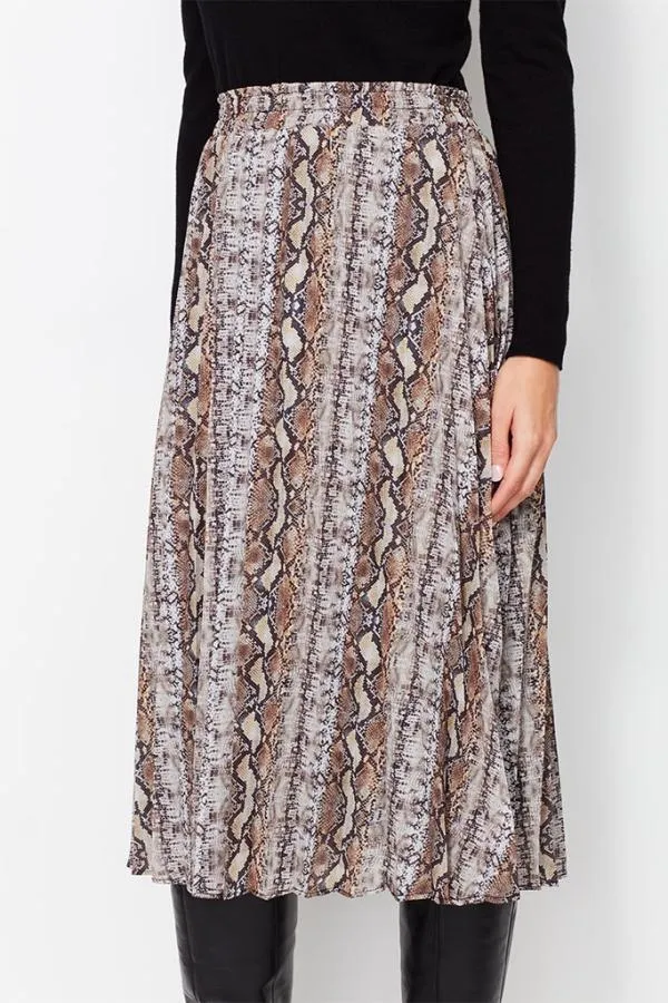 Sosandar Skirts Women Snake Print Pleated Skirt Sosandar Skirts Women Snake Print Pleated Skirt