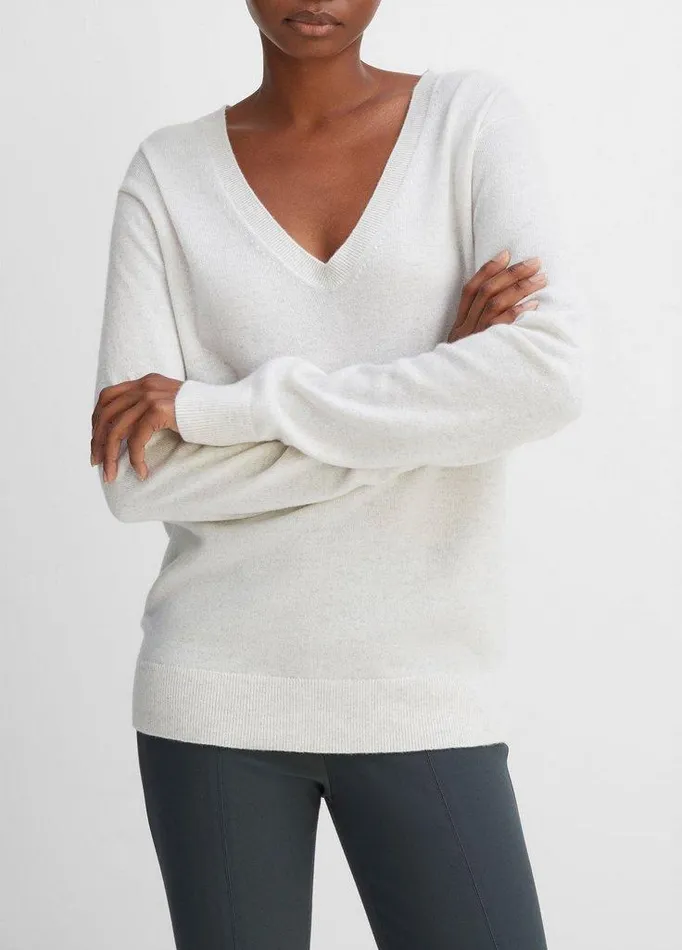 Sweaters Women Vince Cashmere Weekend VNeck Sweater Heather White Sweaters Women Vince Cashmere Weekend VNeck Sweater Heather White