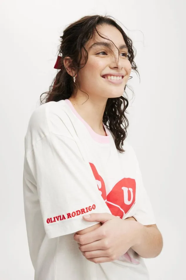 The Lcn Boxy Graphic Tee Lcn Br Olivia Rodrigo Guts Butterflyvw Women Cotton On Tops The Lcn Boxy Graphic Tee Lcn Br Olivia Rodrigo Guts Butterflyvw Women Cotton On Tops