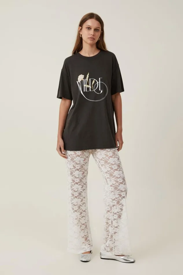 The Oversized Graphic Tee Wildewashed Black Women Cotton On Graphic TShirts The Oversized Graphic Tee Wildewashed Black Women Cotton On Graphic TShirts