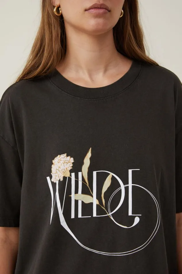 The Oversized Graphic Tee Wildewashed Black Women Cotton On Graphic TShirts The Oversized Graphic Tee Wildewashed Black Women Cotton On Graphic TShirts