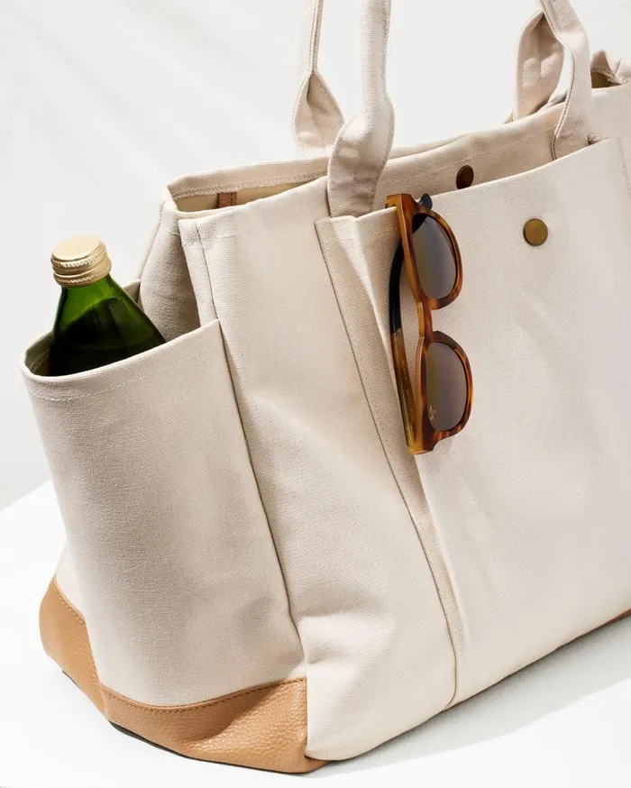 Tommy Bahama Canvas Traveler Tote Navy Stripe WomenBeach and Home Handbags and Clutches Tommy Bahama Canvas Traveler Tote Navy Stripe WomenBeach and Home Handbags and Clutches