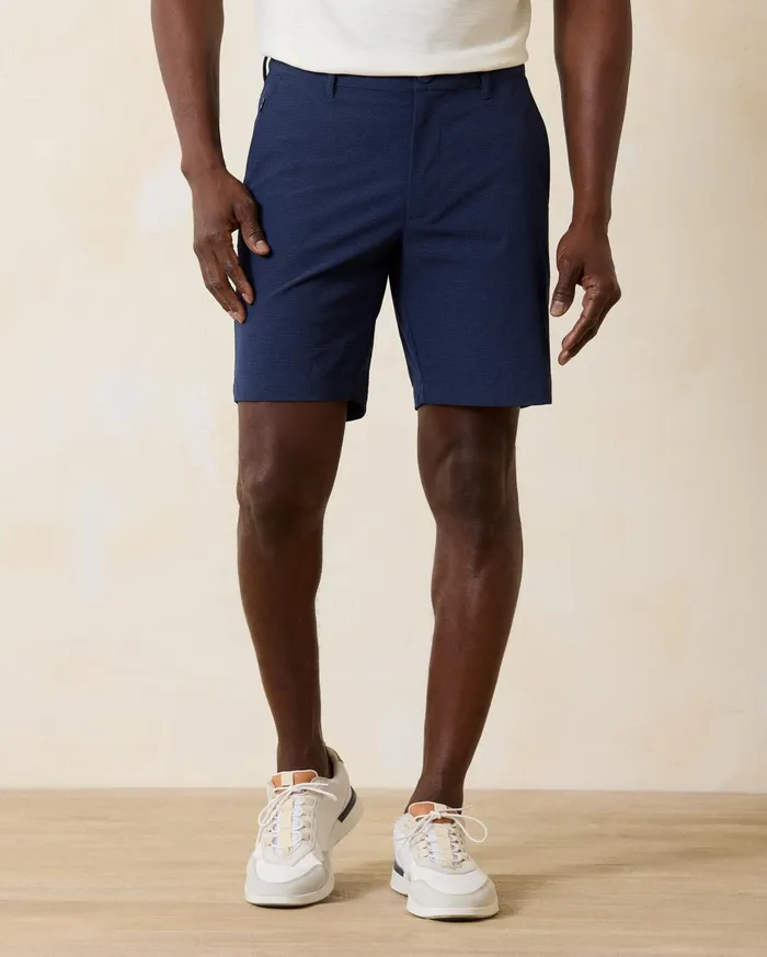 Tommy Bahama Chip Shot IslandZone 10Inch Shorts Concrete Grey Men Shorts