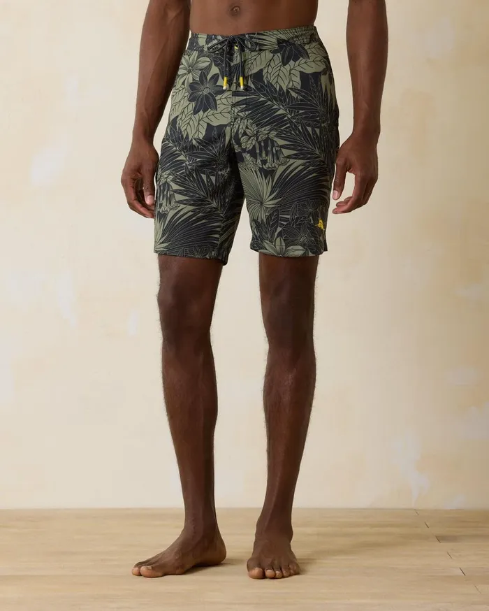 Tommy Bahama Disney Baja Surf The Wave 9Inch Board Shorts Blue Freeze Men Swim and Boardshorts Tommy Bahama Disney Baja Surf The Wave 9Inch Board Shorts Blue Freeze Men Swim and Boardshorts
