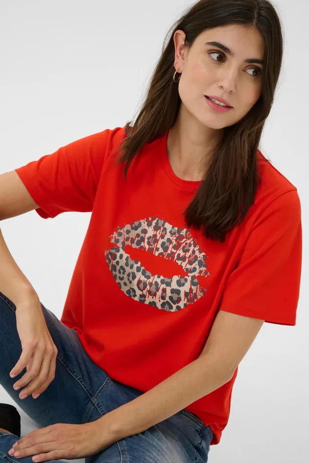 Tops and TShirts Women CULTURE CUnuga Tshirt Fiery Red