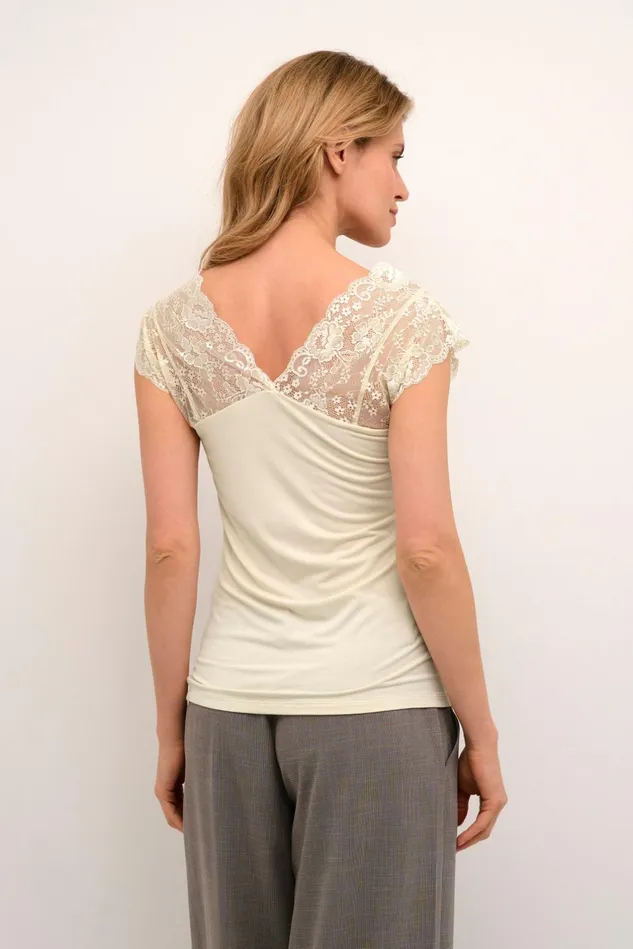 Tops and TShirts Women CULTURE CUpoppy Top Whitecap