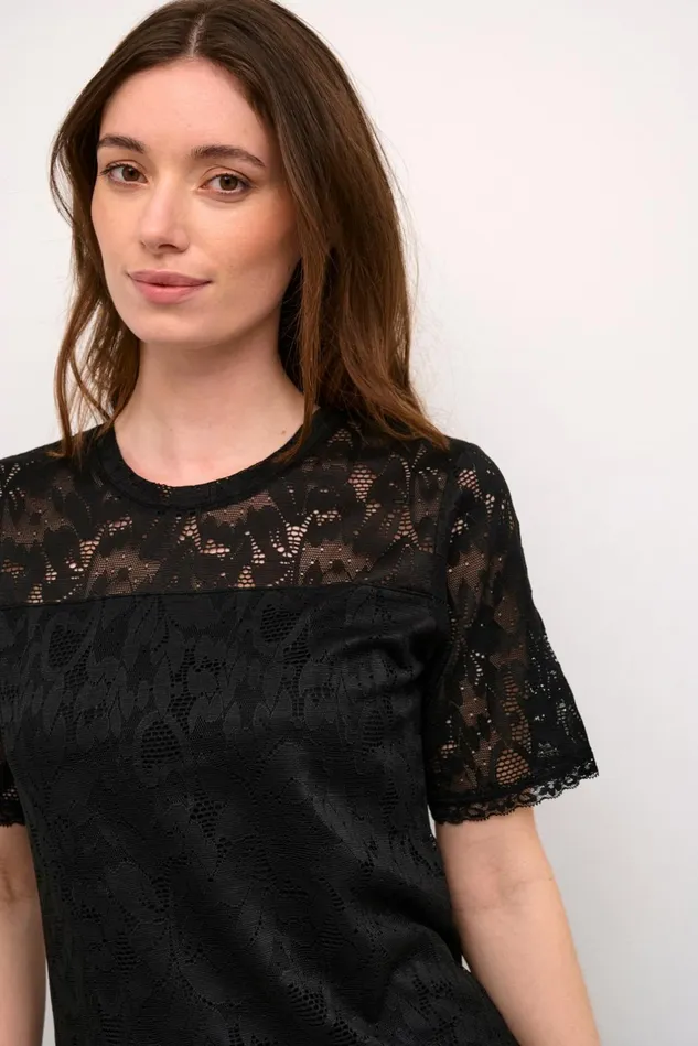 Tops and TShirts Women CULTURE CUzophia Tshirt Black