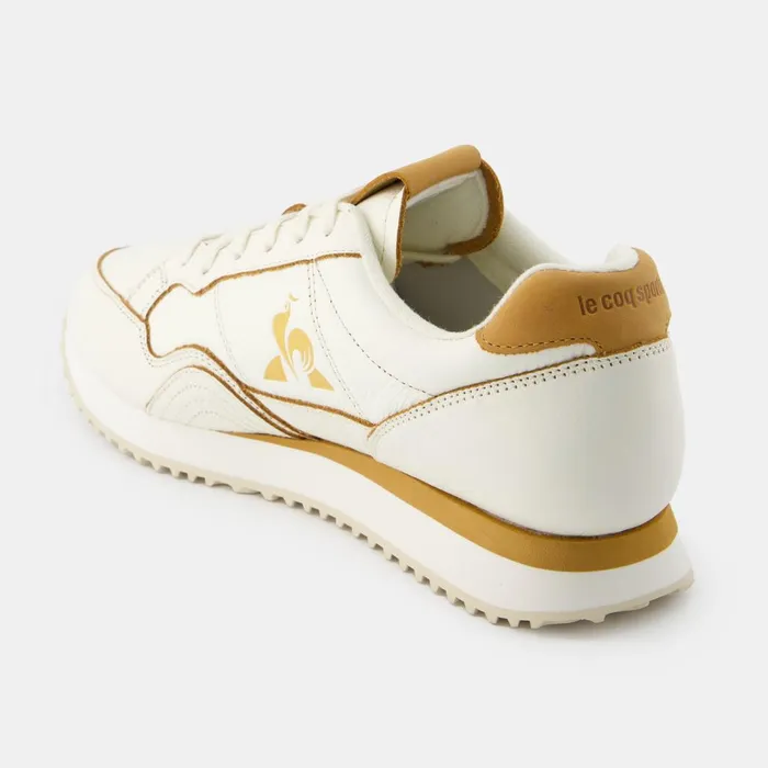 Trainers And Sneakers Men Le Coq Sportif Shoes JET STAR2 PREMIUM LEATHER Marshmallow Meerkat Trainers And Sneakers Men Le Coq Sportif Shoes JET STAR2 PREMIUM LEATHER Marshmallow Meerkat