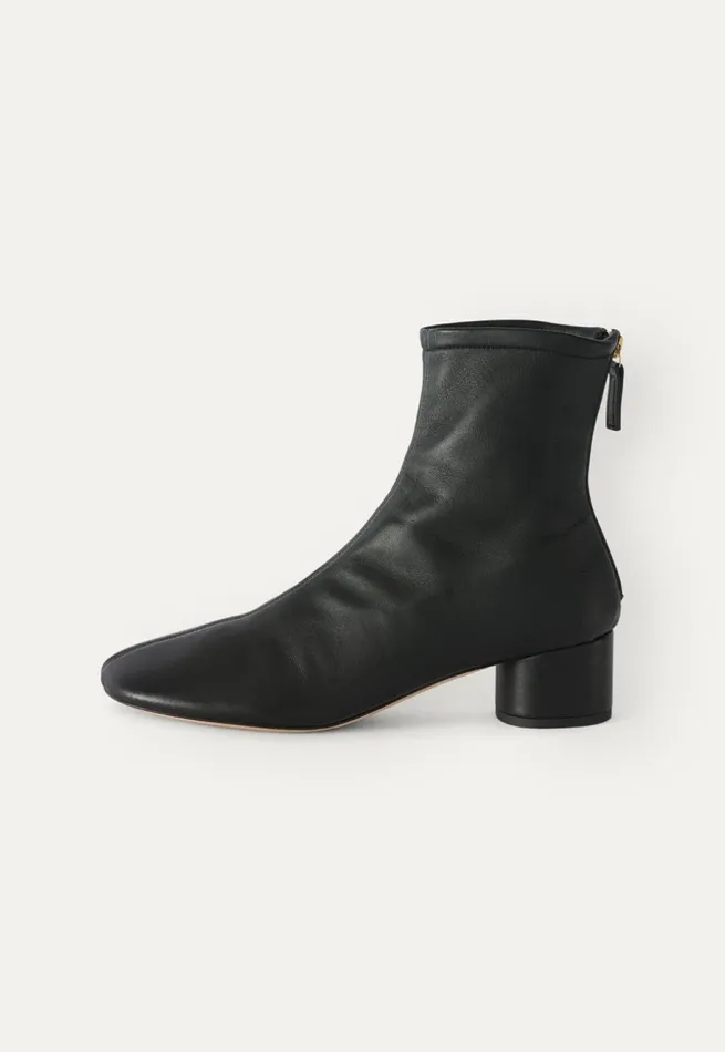 Women Ankle Boots Black Poetry Fashion Footwear