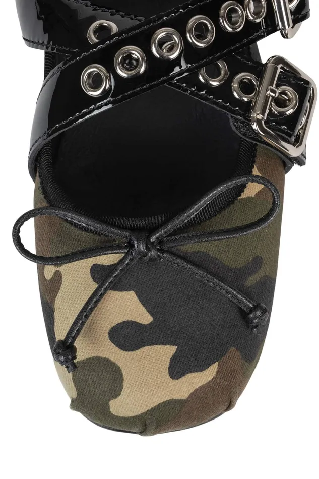 Women Ballet Flats Jeffrey Campbell CHOREO Khaki Camo Black