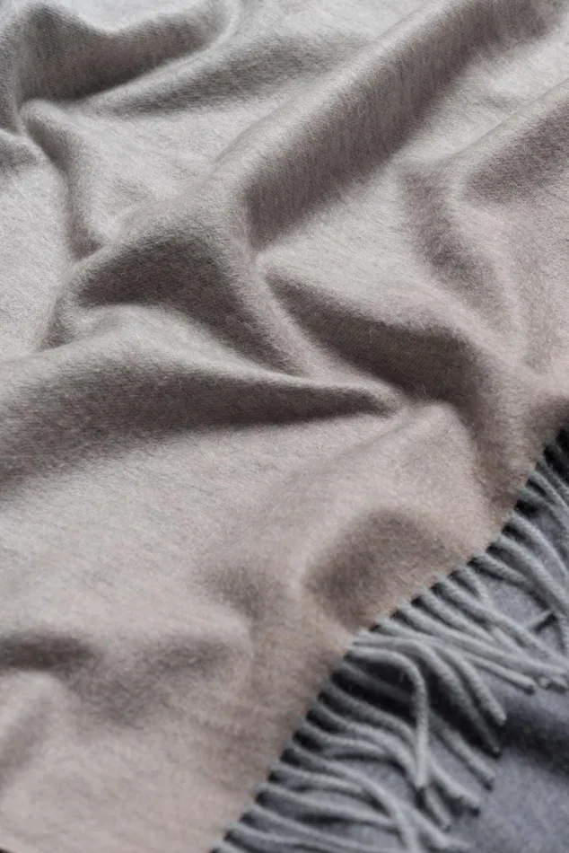 Women Begg X Co Nuance Scarf Nuance Ombre Cashmere Scarf Marbled Midnight
