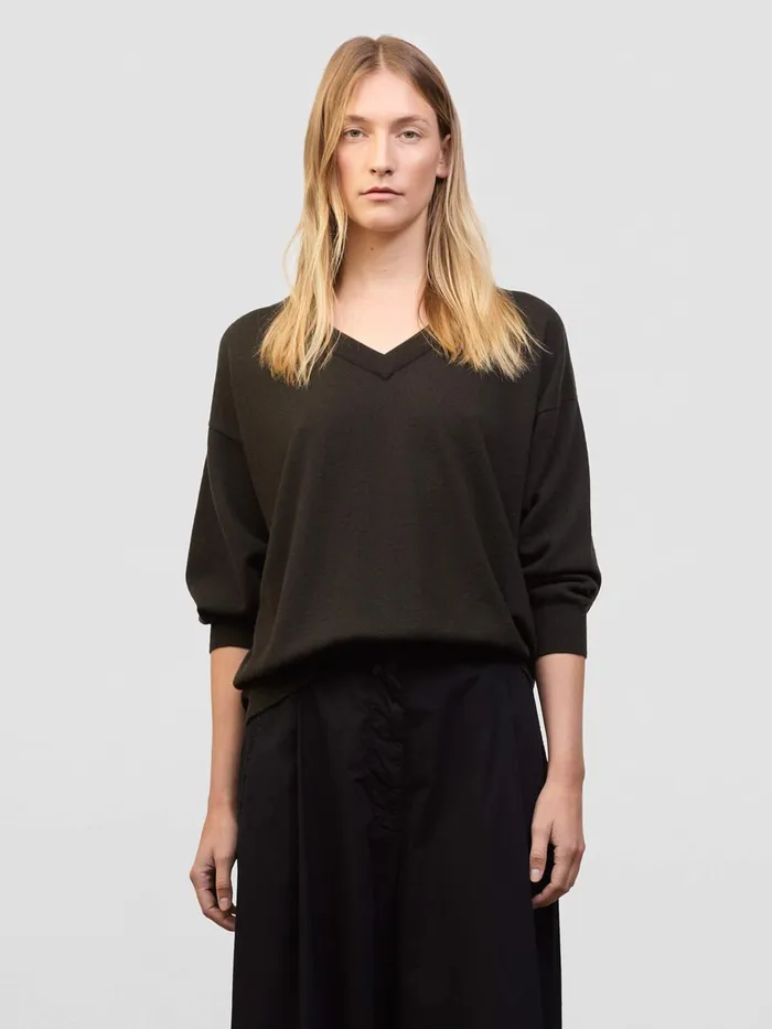 Women Begg X Co Sweaters Jade VNeck Cashmere Sweater Assam