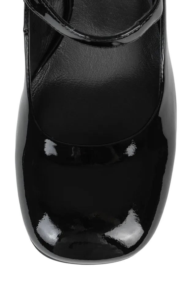 Women Pump Jeffrey Campbell ROUNDIN Beige Patent