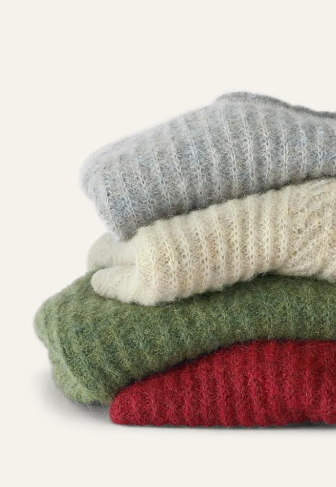 Women Round Neck Sweater Evergreen Poetry Fashion Sweaters