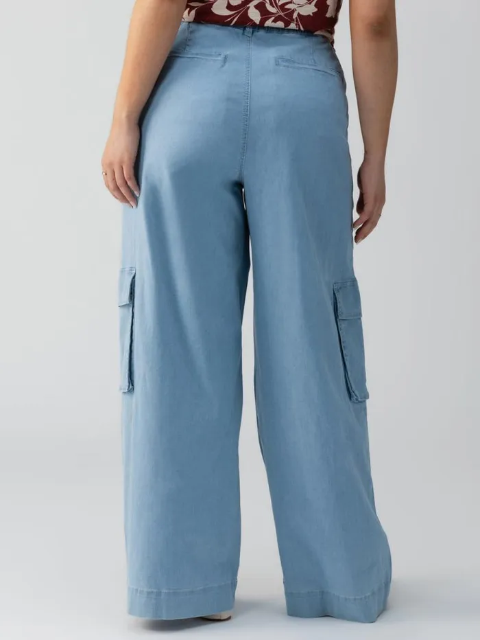 Women Sunset SemiHigh Rise Denim Pant Pale Blue Inclusive Collection Sanctuary Clothing Pants