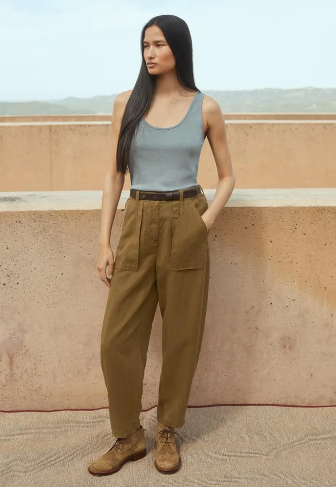 Women Tapered Leg Trousers Gold Brown Poetry Fashion Trousers and Shorts