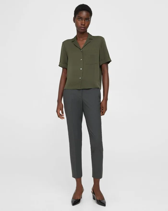 Women Theory Tops Camp Shirt In Silk Georgette Dark Olive